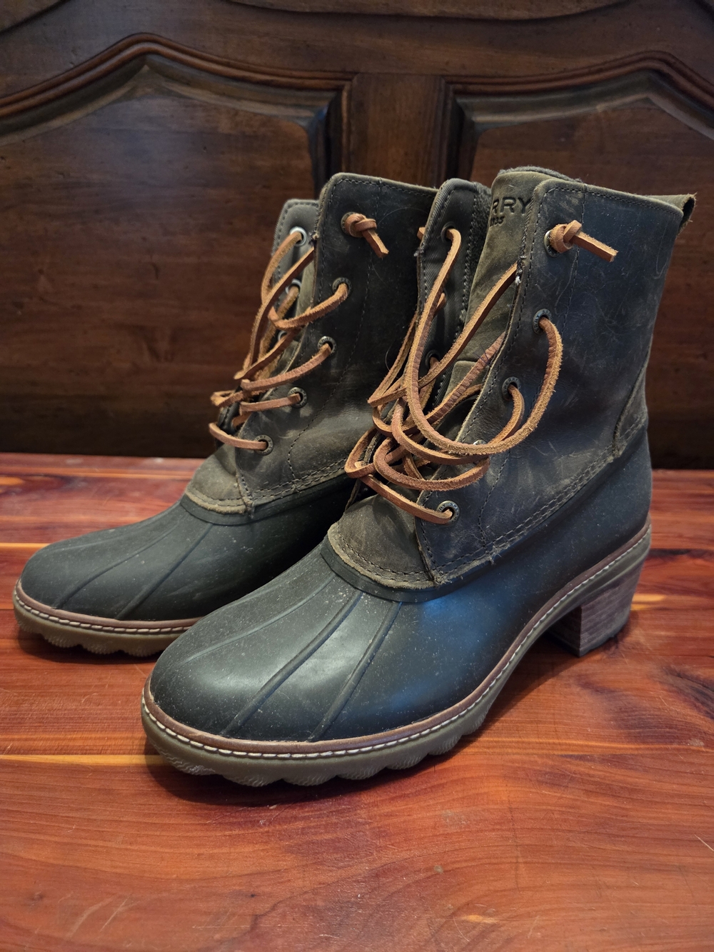 Sperry Black and Brown Women's Heeled Duck Boots